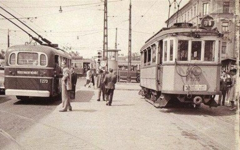 Hungária körút és Kerepesi út sarok, 1959. Forrás: Budapest régi képeken (FB-csoport)