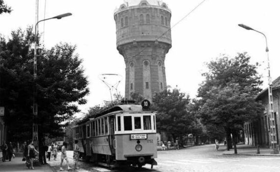 10-es villamos az Újpesti víztoronynál. Forrás: Budapest régi képeken (FB-csoport)