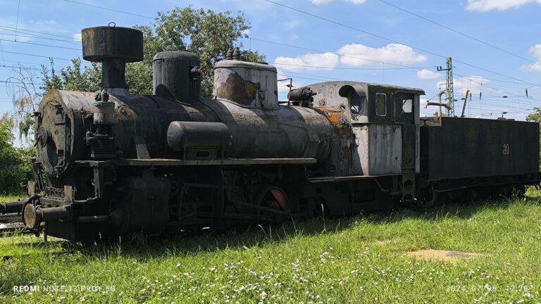 MÁV 483. szobormozdony Mosonmagyaróváron. Saját kép, 2024.07.26.