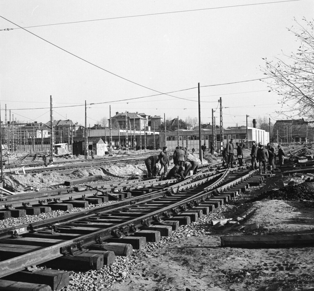 Mexikói út, a villamos-végállomás építkezése,, 1973. Forrás: Fortepan / FŐMTERV